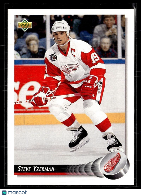 1992-93 UPPER DECK STEVE YZERMAN RED WINGS