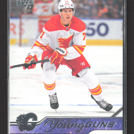 2024 Upper Deck Series 2 Young Guns Walker Duehr #475