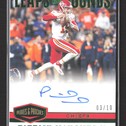 2019 Plates & Patches Leaps and Bounds Patrick Mahomes II #LB-PMA Green Auto /10