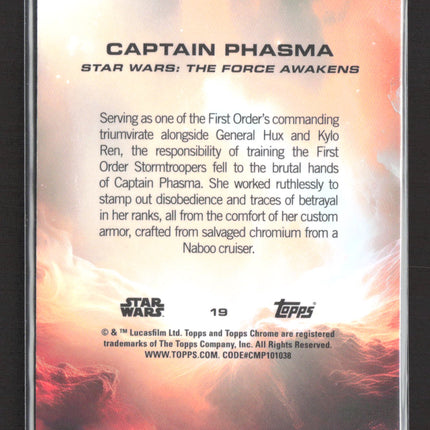 2015 Topps Chrome Star Wars: The Force Awakens #19 Captain Phasma Pulsar