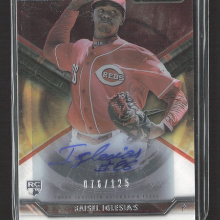 2015 Topps Strata Raisel Iglesias Auto #SA-RI RC 076/125