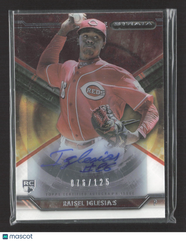 2015 Topps Strata Raisel Iglesias Auto #SA-RI RC 076/125
