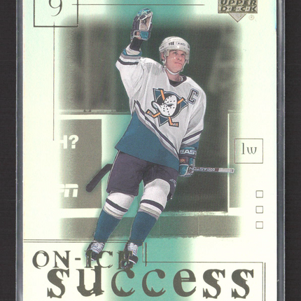 2001 Upper Deck UD Reserve On-Ice Success Paul Kariya #OS1