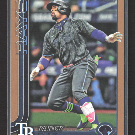 2025 Topps Series Two Yandy Díaz #402 Gold /2025