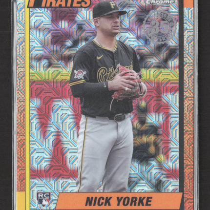 2025 Topps Chrome Silver Pack Mojo Refractor Nick Yorke #T90C-133 RC