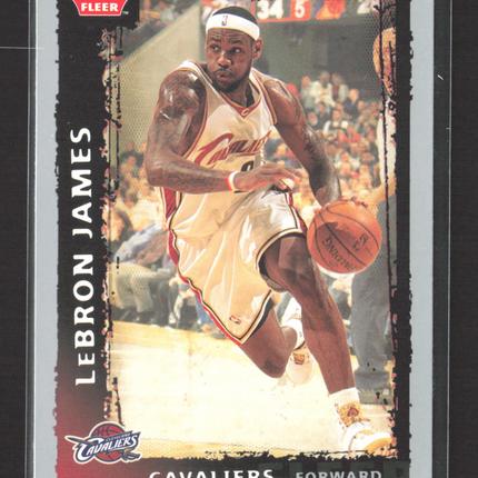 2009 Fleer LeBron James #23