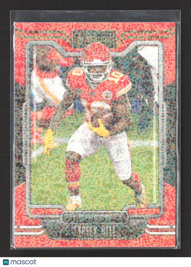 2021 Panini Playbook Tyreek Hill #50 Red Sparkle