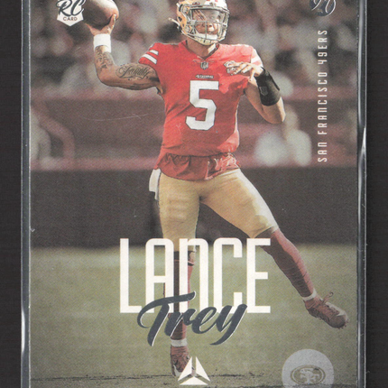 2022 Panini Chronicles Luminance Trey Lance #204 RC