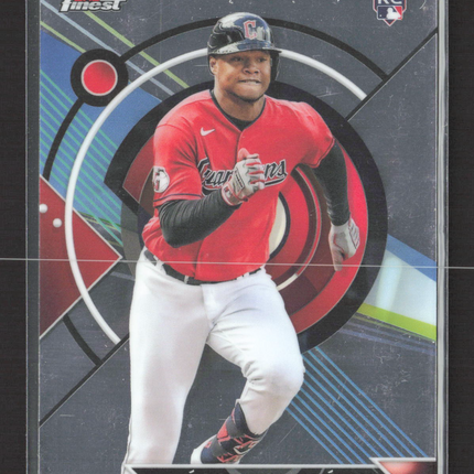 2023 Topps Finest Oscar González #38 RC