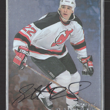 1998 Be A Player Scott Daniels #229 auto Auto
