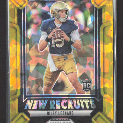 2025 Panini Prizm Draft Picks New Recruits Riley Leonard #17 Yellow Ice RC
