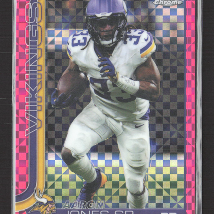 2025 Topps Chrome Aaron Jones Sr. #201 Pink X-Fractor