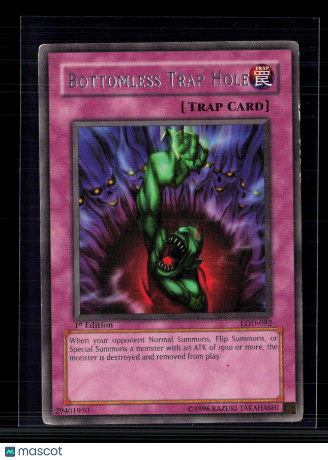 Yu-Gi-Oh! Bottomless Trap Hole Legacy of Darkness Rare • LOD-092 1st Edition