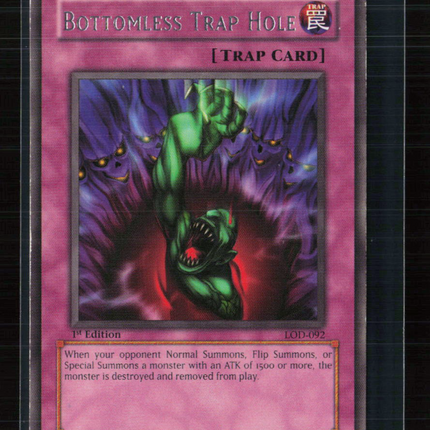 Yu-Gi-Oh! Bottomless Trap Hole Legacy of Darkness Rare • LOD-092 1st Edition