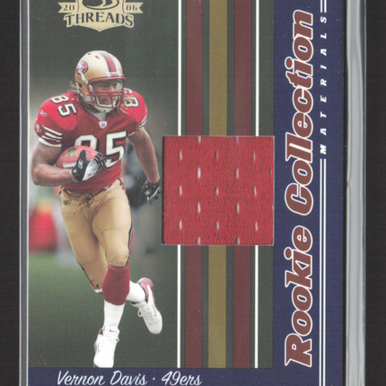 2006 Donruss Playoff Threads Rookie Vernon Davis #RCM-13 Jersey /500
