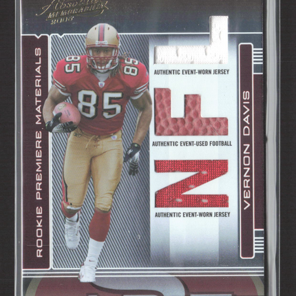2006 Absolute Rookie Premiere Materials Vernon Davis #263 Ball Jersey /849