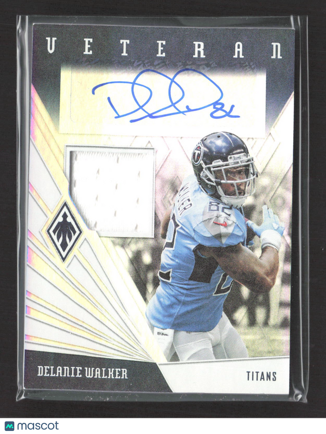 2019 Panini Phoenix Delanie Walker #VA-DW Jersey Patch 29/50 Auto