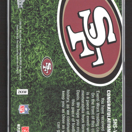 2006 Fleer Flair Showcase Stitches Vernon Davis #SHS-VD Memorabilia Jersey