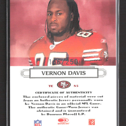 2007 Donruss Threads Gridiron Kings Vernon Davis #PGK-44 66/250 Game-Worn Jersey