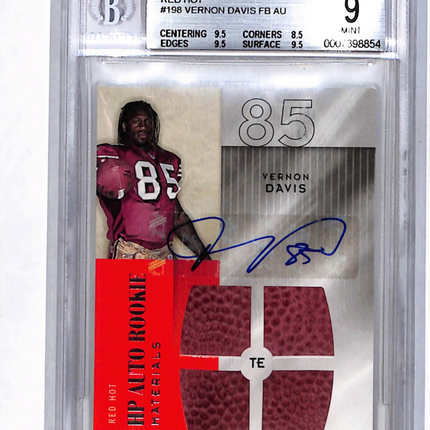 2006 Fleer Hot Prospects Red Hot Vernon Davis #198 Ball Relic Auto /99 BGS 9