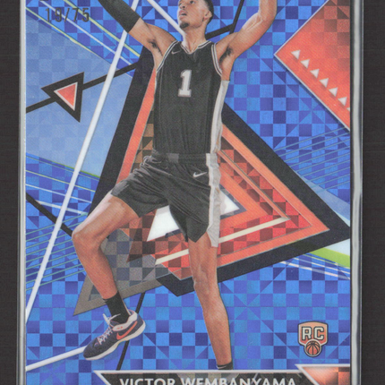2023 Topps Finest Victor Wembanyama #197 Blue 19/75 RC