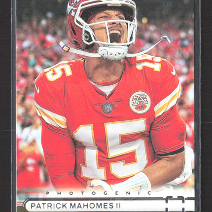 2023 Panini Chronicles Photogenic Patrick Mahomes II #PH-18