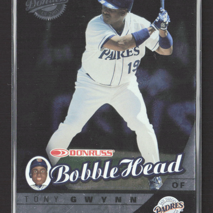 2001 Donruss Class of 2001 Bobble Head Tony Gwynn #16 /2000