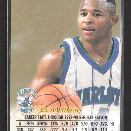 1998 SkyBox Autographics David Wesley Auto