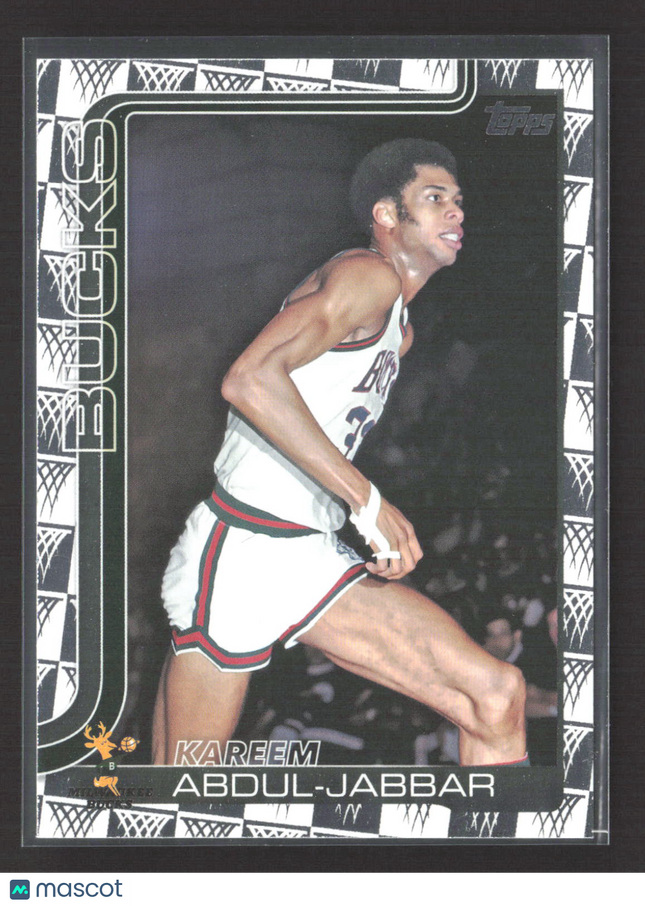 2025 Topps Flagship Kareem Abdul-Jabbar #259 Tip Off