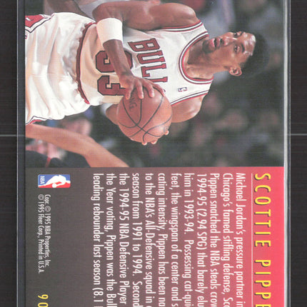 1995 Fleer Total D Scottie Pippen #9 of 12