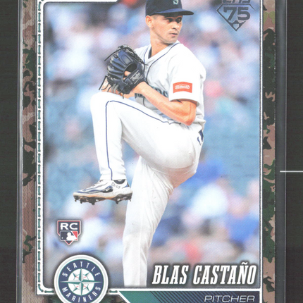 2024 Topps Series 2 Blas Castaño #688 Camo RC /25
