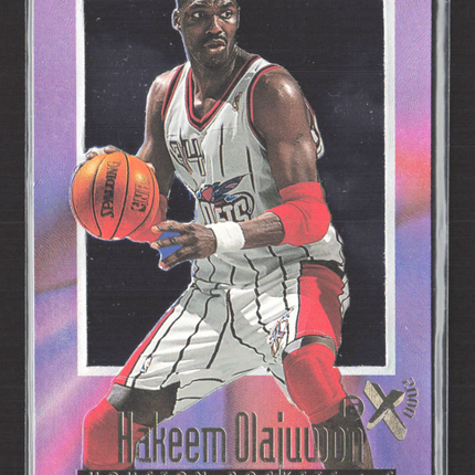 1997 SkyBox E-X2000 Hakeem Olajuwon #25