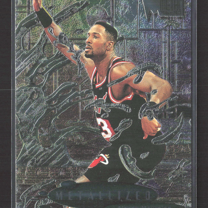1996 Fleer SkyBox Metal Universe Metallized Alonzo Mourning #226