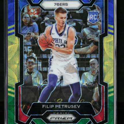 2023 Panini Prizm Filip Petrusev #282 RC Blue Yellow Green
