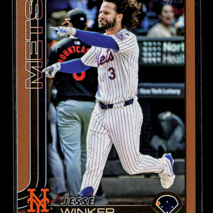 2025 Topps Series Two Jesse Winker #629 Gold /2025