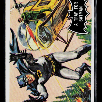 1966 Topps Batman Black Bat #37 A Trap For Batman