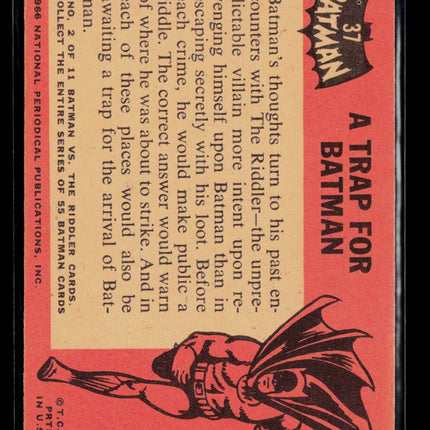1966 Topps Batman Black Bat #37 A Trap For Batman