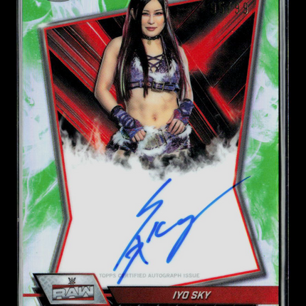 2026 Topps Chrome WWE IYO SKY #RBA-IYO Green Refractor Auto