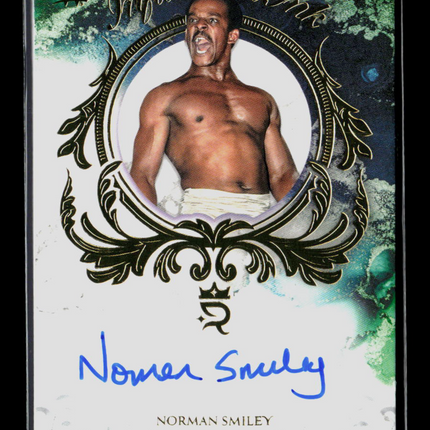 2025 Topps Royalty WWE Norman Smiley #INF-NSM Green 90/99 Auto
