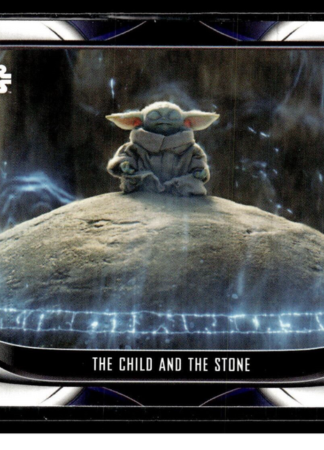 2021 TOPPS STAR WARS MANDALORIAN SEASON #2 #132 THE CHILD AND THE STONE