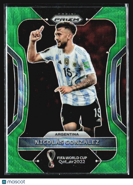 2022 Panini Prizm World Cup Nicolas Gonzalez Green Wave #10