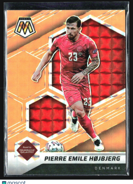 2021-22 Panini Mosaic FIFA #153 Pierre-Emile Hojbjerg Neon Orange
