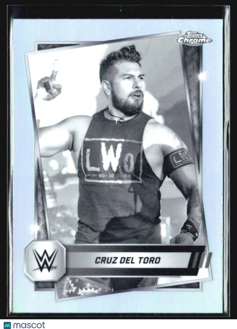 2025 Topps Chrome WWE Cruz Del Toro Black & White Refractor #76