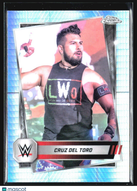 2025 Topps Chrome WWE Cruz Del Toro Prism Refractor #76