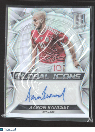 2016-17 Panini Spectra global Icons Aaron ramsey Auto Silver /199 #GI-AR