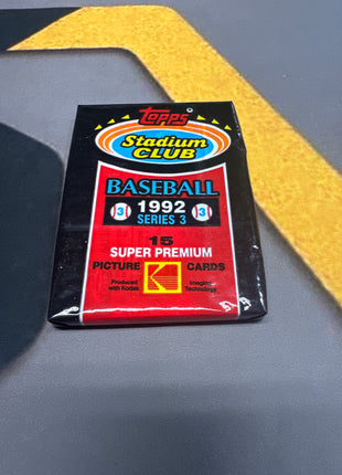 1992 topps series 3 baseball pack