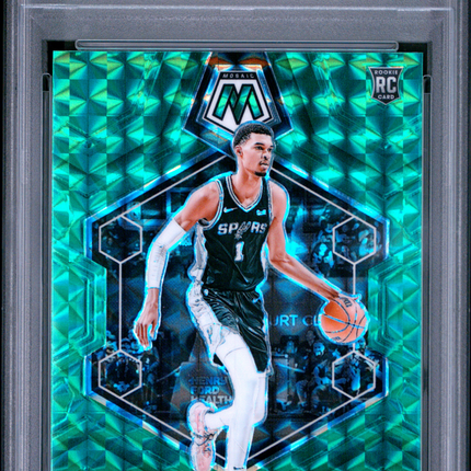 2023 Panini Mosaic Victor Wembanyama #238 Green PSA 9