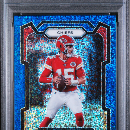 2023 Panini Prizm Patrick Mahomes II #149 Blue Sparkle PSA 10 /96