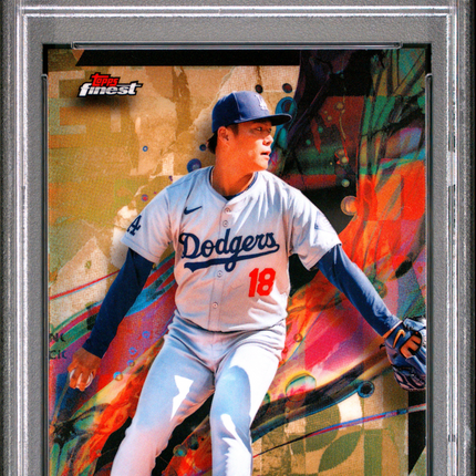 2024 Topps Finest Yoshinobu Yamamoto #50 Gold 37/50 PSA 10
