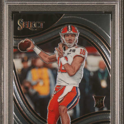 2021 Panini Chronicles Draft Picks Trevor Lawrence #258 PSA 10